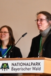 9. Bayerischen Ornithologentage im Nationalpark Bayerischen Wald 2024, Alexandra Fink und Ariane Schade (Foto: B. Pooth)